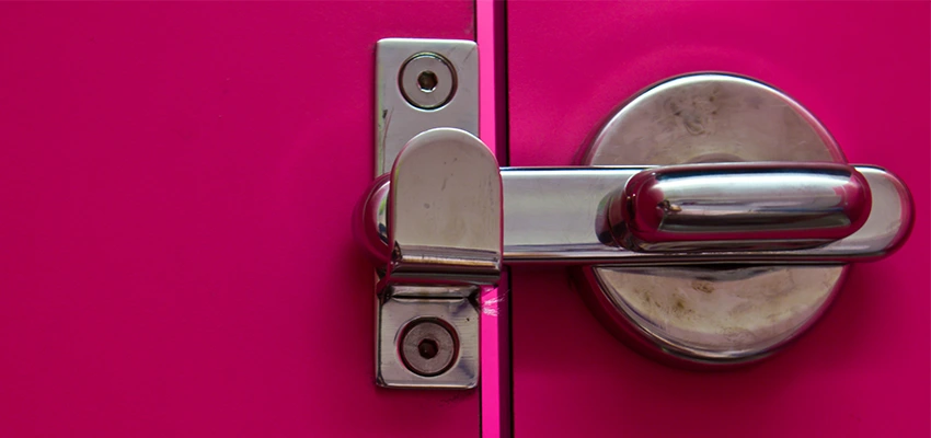 Childproof Gate Lock in Evanston, Illinois