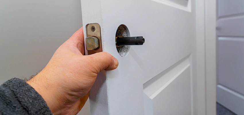 Nighttime Locksmith For Lock Repair in Evanston, IL