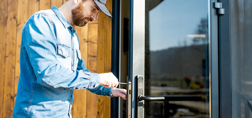 Frameless Glass Storefront Door Locks Replacement in Evanston, IL